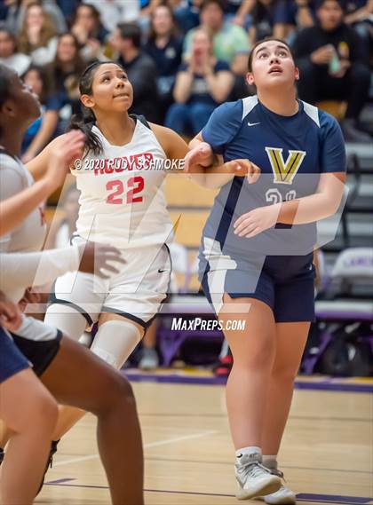 Thumbnail 2 in Hoover vs. Vincent Memorial (CIF SDS D5 Finals) photogallery.