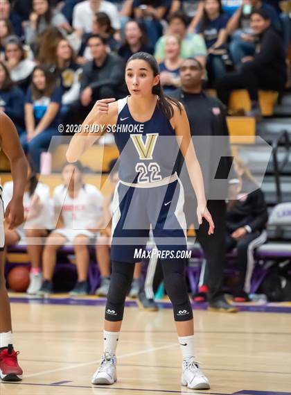Thumbnail 1 in Hoover vs. Vincent Memorial (CIF SDS D5 Finals) photogallery.