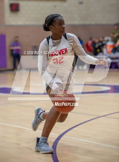 Thumbnail 1 in Hoover vs. Vincent Memorial (CIF SDS D5 Finals) photogallery.