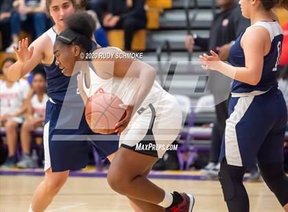 Thumbnail 2 in Hoover vs. Vincent Memorial (CIF SDS D5 Finals) photogallery.