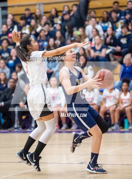 Thumbnail 3 in Hoover vs. Vincent Memorial (CIF SDS D5 Finals) photogallery.