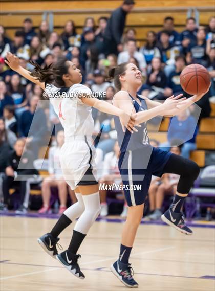 Thumbnail 1 in Hoover vs. Vincent Memorial (CIF SDS D5 Finals) photogallery.