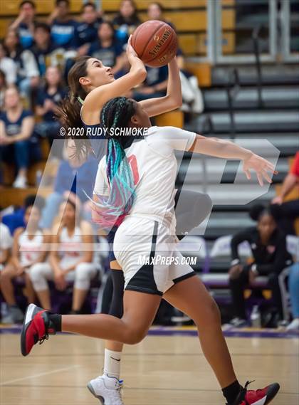 Thumbnail 3 in Hoover vs. Vincent Memorial (CIF SDS D5 Finals) photogallery.