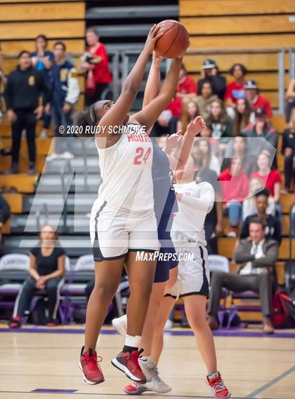 Thumbnail 1 in Hoover vs. Vincent Memorial (CIF SDS D5 Finals) photogallery.