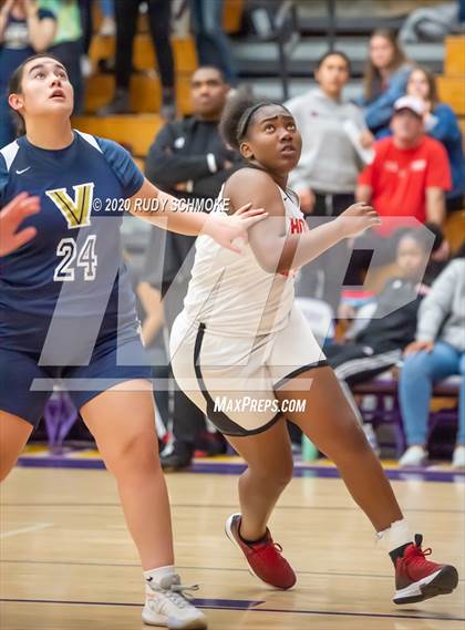 Thumbnail 1 in Hoover vs. Vincent Memorial (CIF SDS D5 Finals) photogallery.