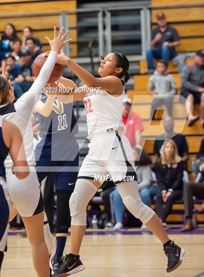 Thumbnail 2 in Hoover vs. Vincent Memorial (CIF SDS D5 Finals) photogallery.