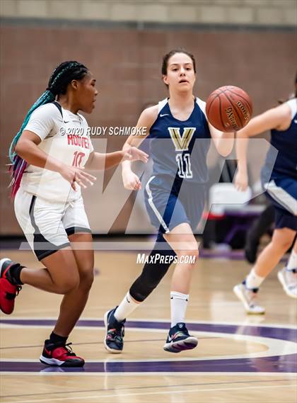 Thumbnail 3 in Hoover vs. Vincent Memorial (CIF SDS D5 Finals) photogallery.