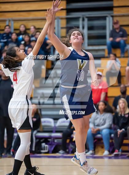 Thumbnail 1 in Hoover vs. Vincent Memorial (CIF SDS D5 Finals) photogallery.