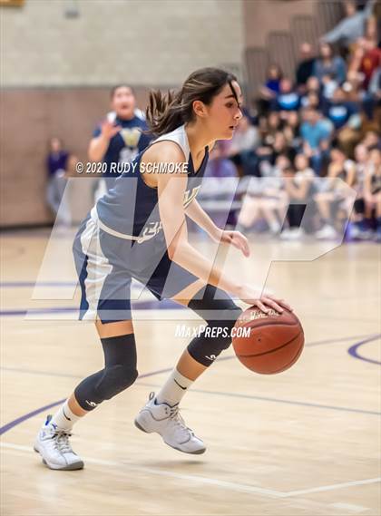 Thumbnail 3 in Hoover vs. Vincent Memorial (CIF SDS D5 Finals) photogallery.