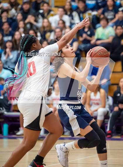 Thumbnail 2 in Hoover vs. Vincent Memorial (CIF SDS D5 Finals) photogallery.