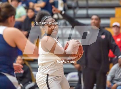 Thumbnail 1 in Hoover vs. Vincent Memorial (CIF SDS D5 Finals) photogallery.
