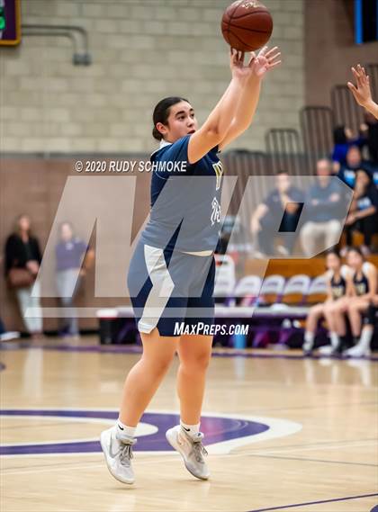 Thumbnail 2 in Hoover vs. Vincent Memorial (CIF SDS D5 Finals) photogallery.