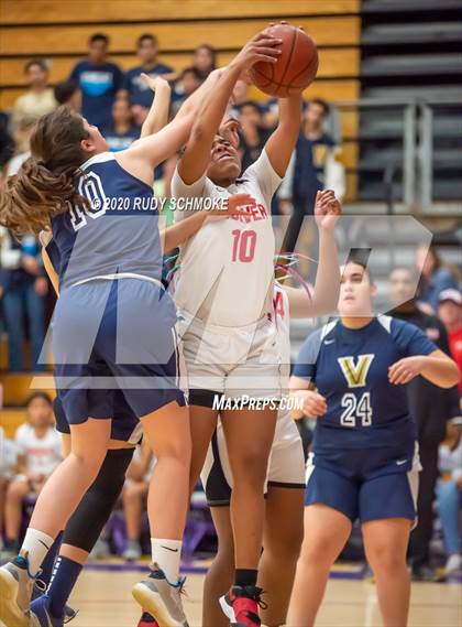 Thumbnail 3 in Hoover vs. Vincent Memorial (CIF SDS D5 Finals) photogallery.