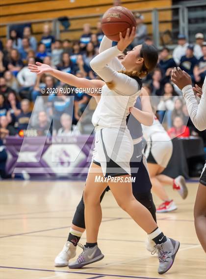 Thumbnail 2 in Hoover vs. Vincent Memorial (CIF SDS D5 Finals) photogallery.