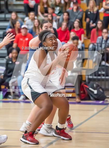 Thumbnail 1 in Hoover vs. Vincent Memorial (CIF SDS D5 Finals) photogallery.
