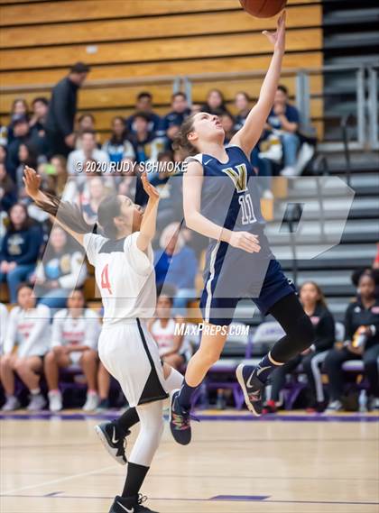 Thumbnail 2 in Hoover vs. Vincent Memorial (CIF SDS D5 Finals) photogallery.