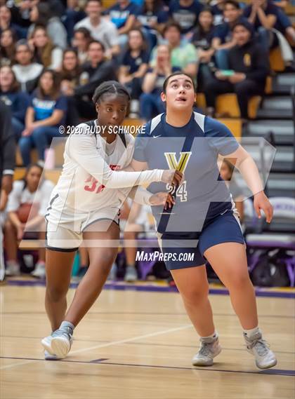 Thumbnail 1 in Hoover vs. Vincent Memorial (CIF SDS D5 Finals) photogallery.