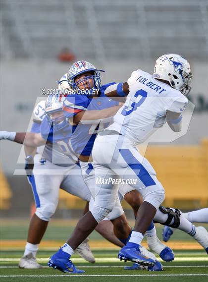 Thumbnail 1 in Westlake vs. Katy Taylor (UIL 6A State Semifinal) photogallery.