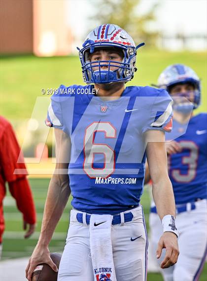 Thumbnail 1 in Westlake vs. Katy Taylor (UIL 6A State Semifinal) photogallery.