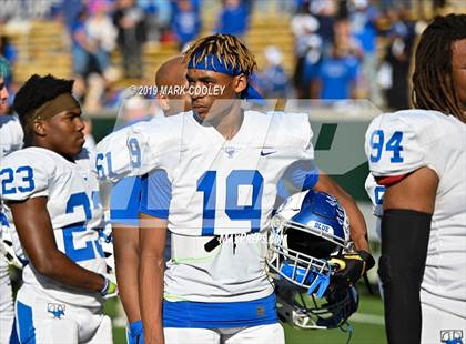Thumbnail 3 in Westlake vs. Katy Taylor (UIL 6A State Semifinal) photogallery.