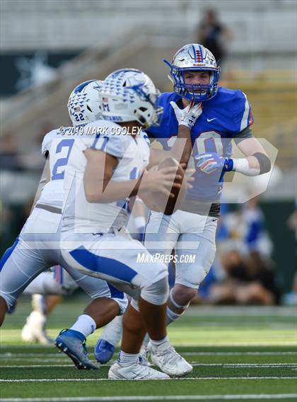 Thumbnail 2 in Westlake vs. Katy Taylor (UIL 6A State Semifinal) photogallery.