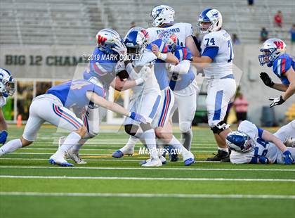 Thumbnail 2 in Westlake vs. Katy Taylor (UIL 6A State Semifinal) photogallery.