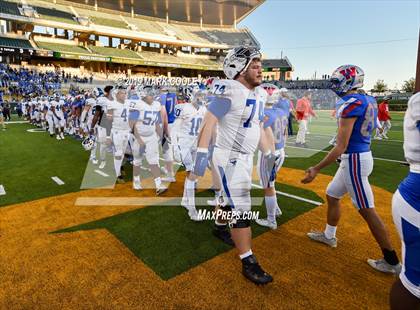 Thumbnail 2 in Westlake vs. Katy Taylor (UIL 6A State Semifinal) photogallery.