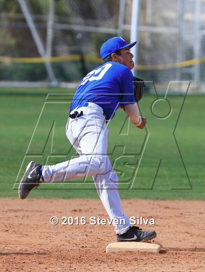 Thumbnail 2 in Bishop's vs. Chula Vista (CIF SDS D4 1st Round) photogallery.