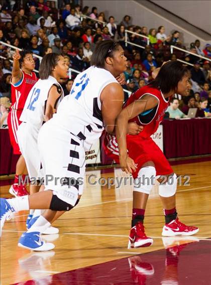 Thumbnail 3 in Ozen vs Manvel (UIL 4A Region 3 Semifinal) photogallery.