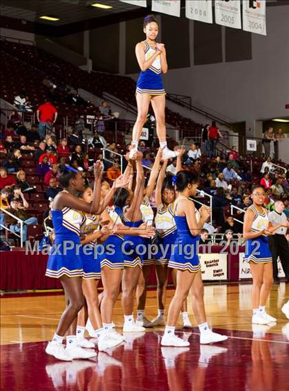 Thumbnail 2 in Ozen vs Manvel (UIL 4A Region 3 Semifinal) photogallery.