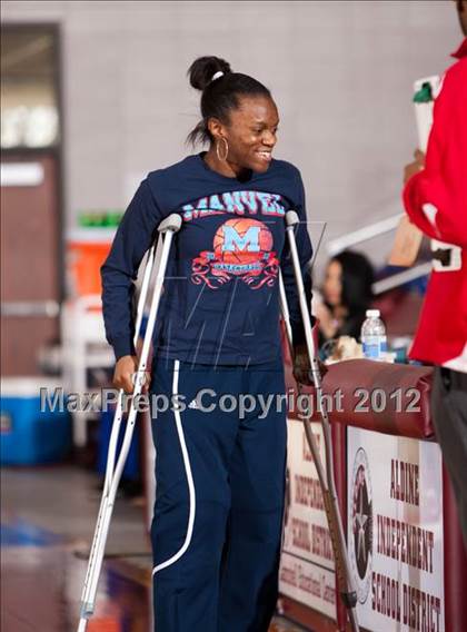 Thumbnail 3 in Ozen vs Manvel (UIL 4A Region 3 Semifinal) photogallery.