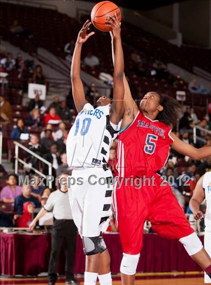 Thumbnail 3 in Ozen vs Manvel (UIL 4A Region 3 Semifinal) photogallery.