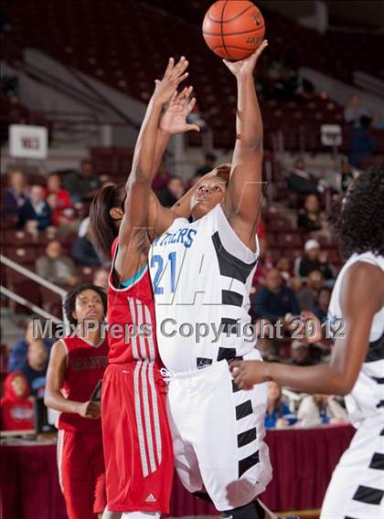 Thumbnail 1 in Ozen vs Manvel (UIL 4A Region 3 Semifinal) photogallery.