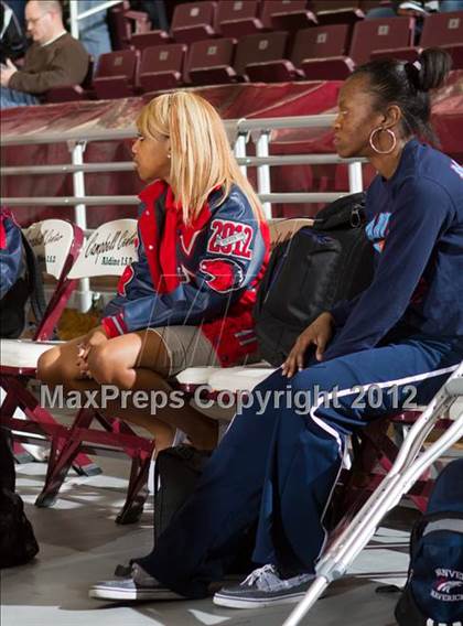 Thumbnail 1 in Ozen vs Manvel (UIL 4A Region 3 Semifinal) photogallery.