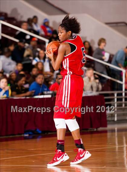 Thumbnail 1 in Ozen vs Manvel (UIL 4A Region 3 Semifinal) photogallery.