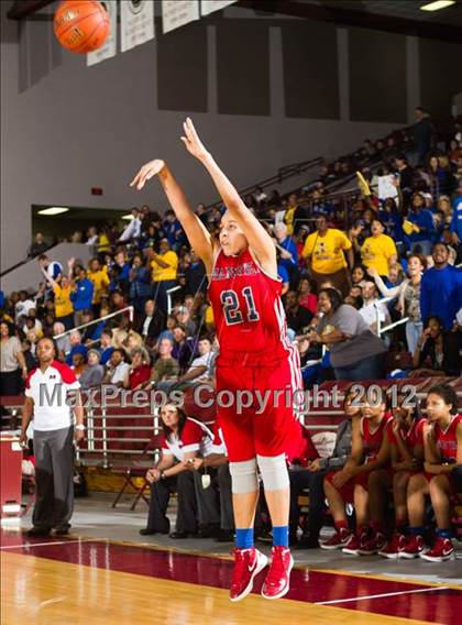 Thumbnail 2 in Ozen vs Manvel (UIL 4A Region 3 Semifinal) photogallery.