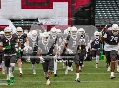 Thumbnail 2 in Lewisville vs. Keller (UIL 6A D1 Regional Playoff) photogallery.