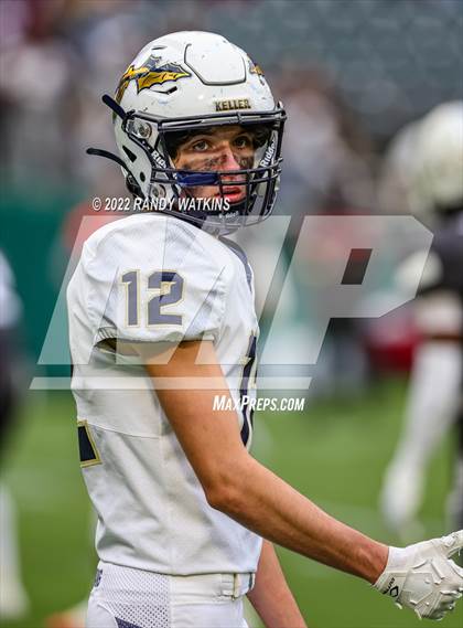 Thumbnail 3 in Lewisville vs. Keller (UIL 6A D1 Regional Playoff) photogallery.