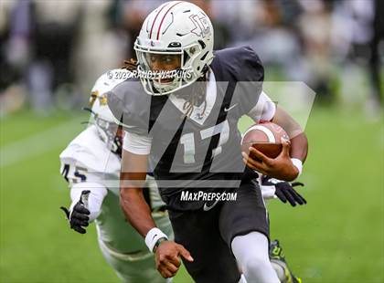 Thumbnail 1 in Lewisville vs. Keller (UIL 6A D1 Regional Playoff) photogallery.