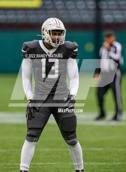 Thumbnail 3 in Lewisville vs. Keller (UIL 6A D1 Regional Playoff) photogallery.