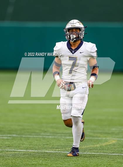 Thumbnail 2 in Lewisville vs. Keller (UIL 6A D1 Regional Playoff) photogallery.
