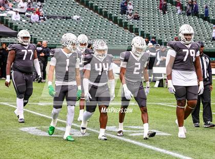 Thumbnail 3 in Lewisville vs. Keller (UIL 6A D1 Regional Playoff) photogallery.