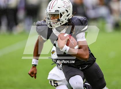 Thumbnail 2 in Lewisville vs. Keller (UIL 6A D1 Regional Playoff) photogallery.