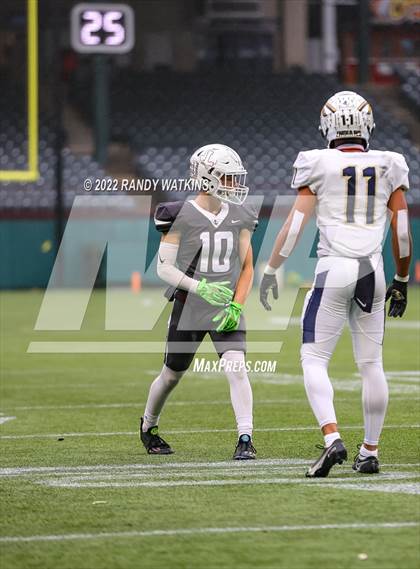 Thumbnail 1 in Lewisville vs. Keller (UIL 6A D1 Regional Playoff) photogallery.