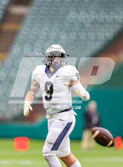 Thumbnail 2 in Lewisville vs. Keller (UIL 6A D1 Regional Playoff) photogallery.