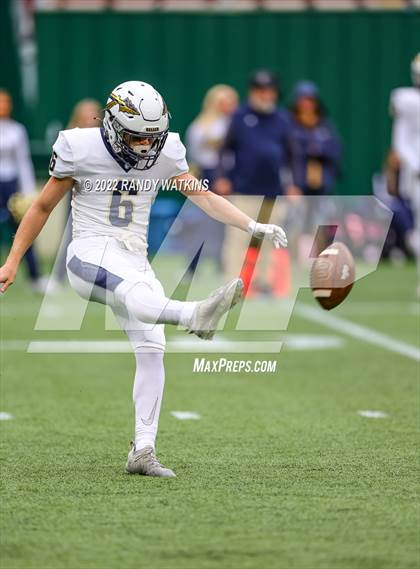 Thumbnail 1 in Lewisville vs. Keller (UIL 6A D1 Regional Playoff) photogallery.