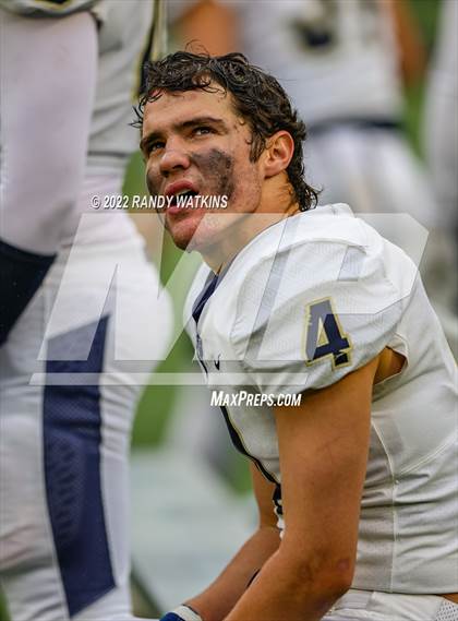 Thumbnail 2 in Lewisville vs. Keller (UIL 6A D1 Regional Playoff) photogallery.
