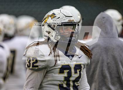 Thumbnail 3 in Lewisville vs. Keller (UIL 6A D1 Regional Playoff) photogallery.