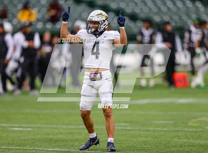Thumbnail 1 in Lewisville vs. Keller (UIL 6A D1 Regional Playoff) photogallery.