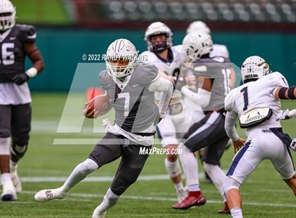 Thumbnail 2 in Lewisville vs. Keller (UIL 6A D1 Regional Playoff) photogallery.